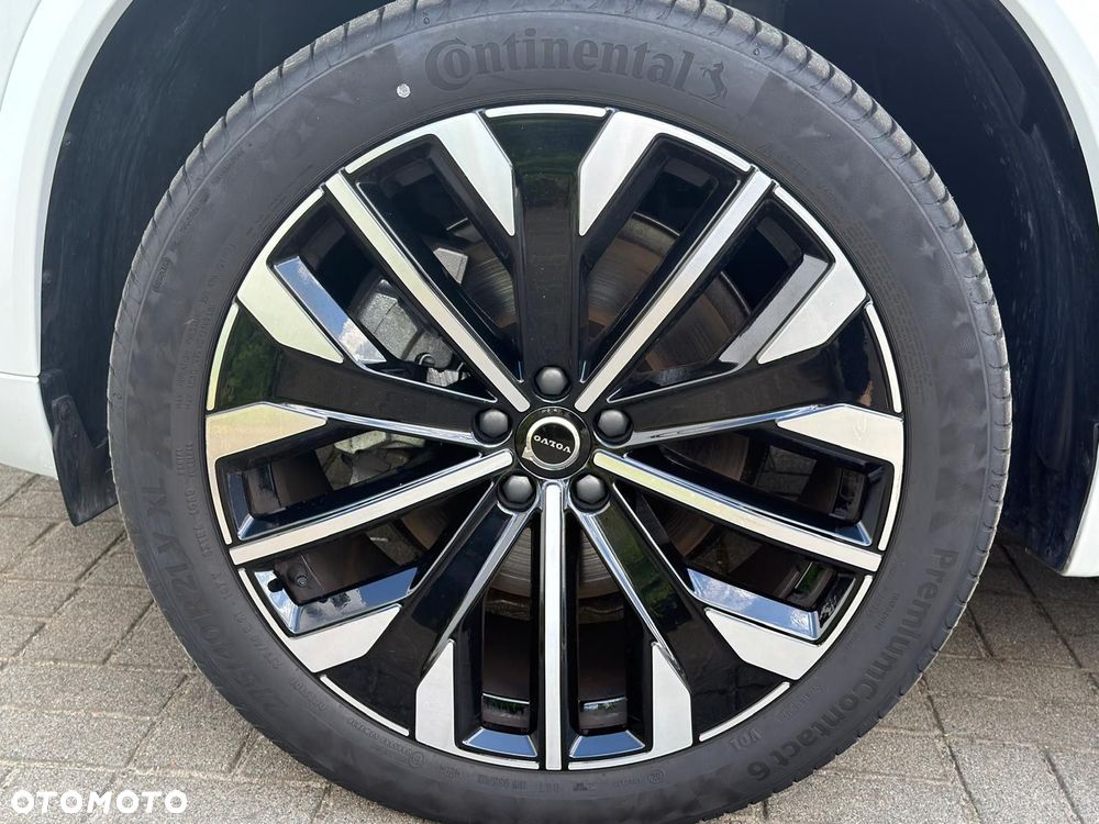 Volvo XC 90 - 35