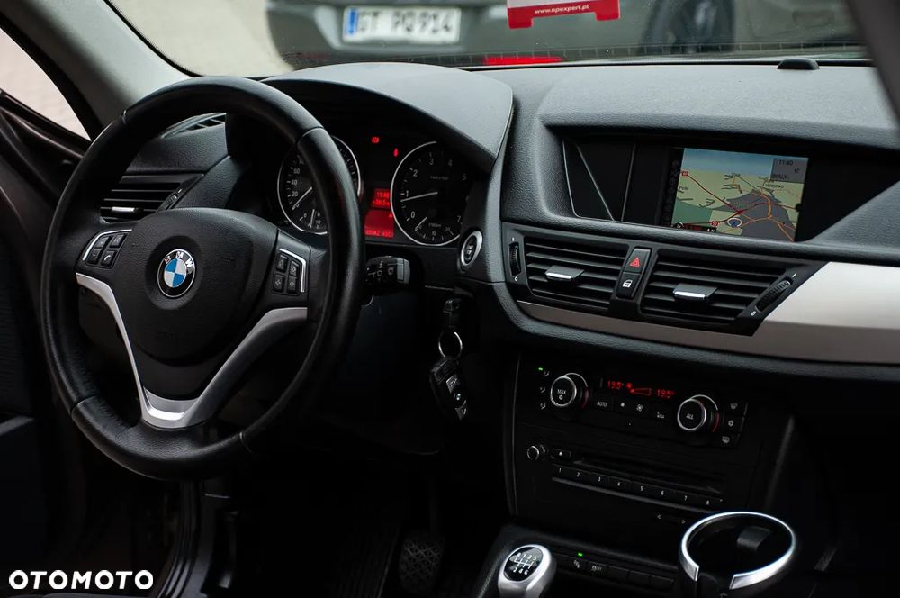 BMW X1 sDrive18i - 8