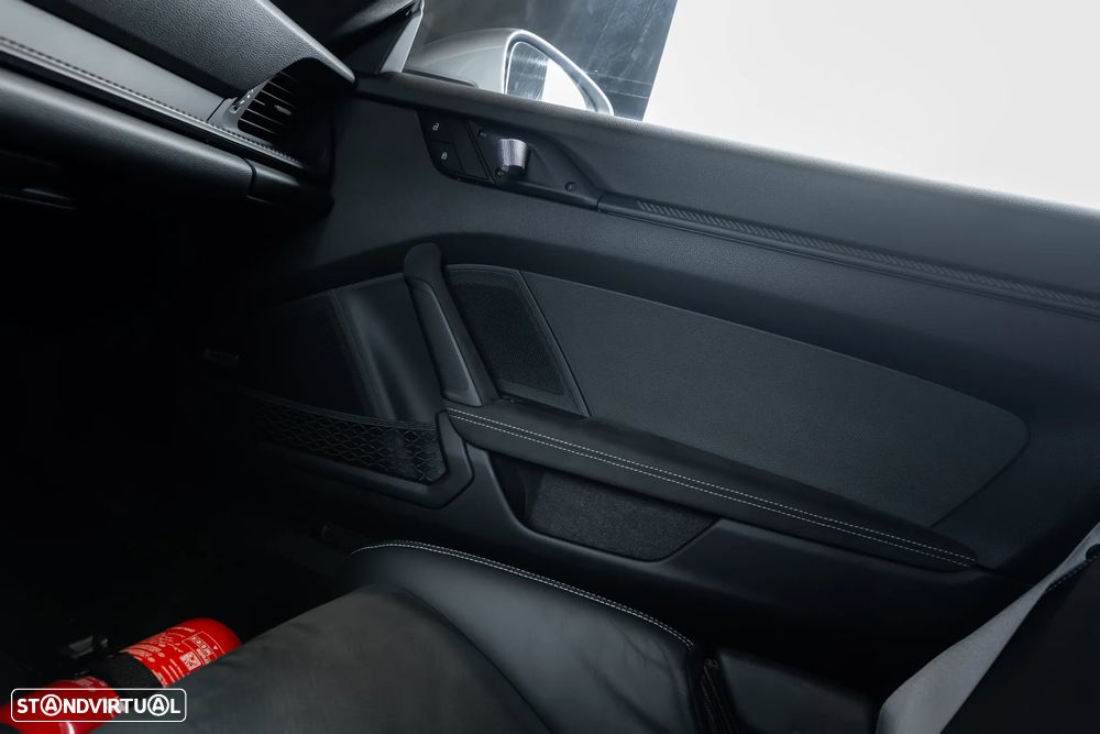 Porsche 911 (992) GT3 RS - 40