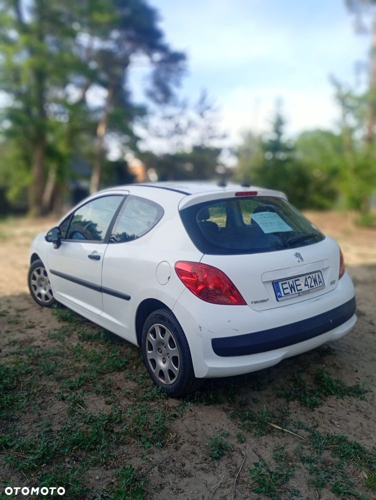 Peugeot 207 - 3
