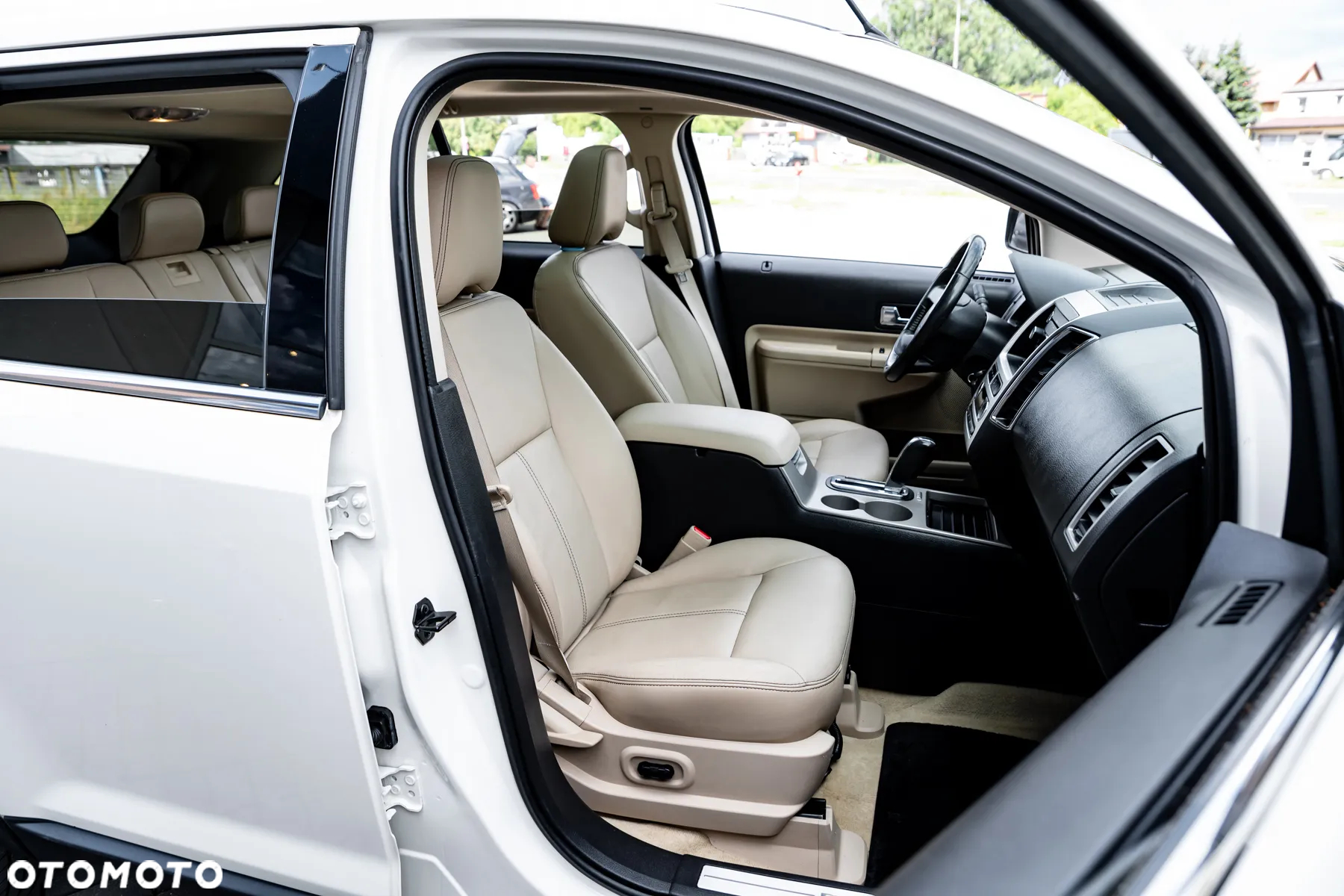 Ford Edge 3.5 SE AWD - 25
