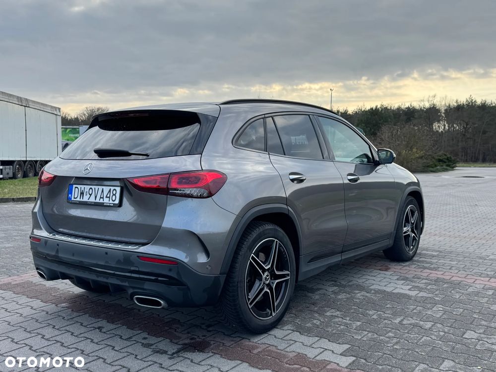 Mercedes-Benz GLA 250 4-Matic AMG Line - 3