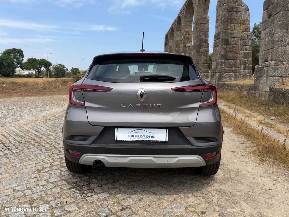 Renault Captur BLUE dCi 115 EDC BUSINESS EDITION - 4