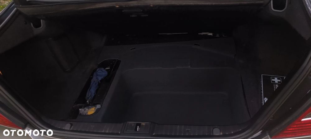 Mercedes-Benz Klasa E 200 Kompressor Classic - 6