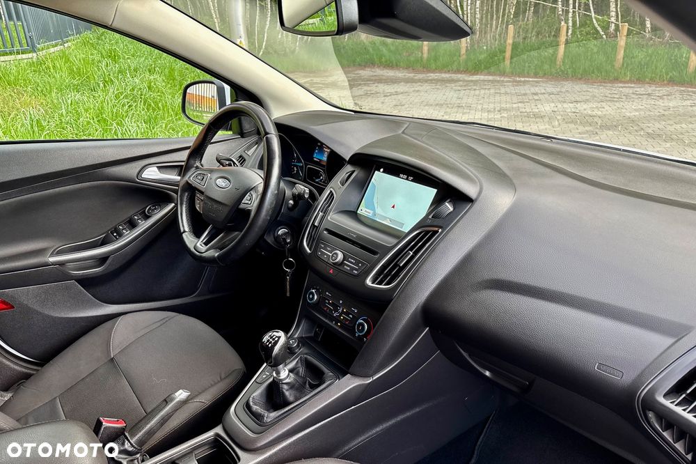 Ford Focus 1.5 TDCi DPF Start-Stopp-System Trend - 5