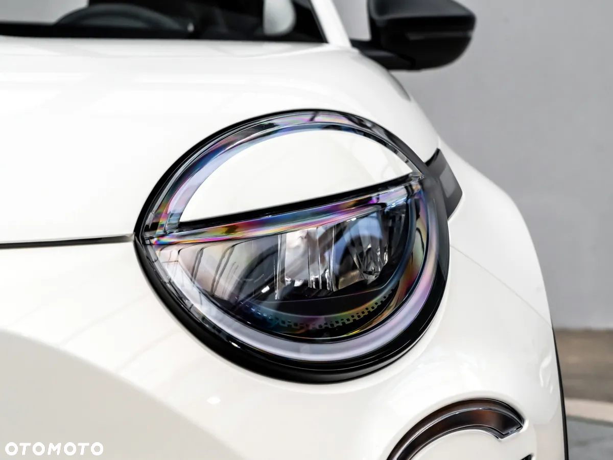 Fiat 600 1.2 Turbo Hybrid eDCT - 12