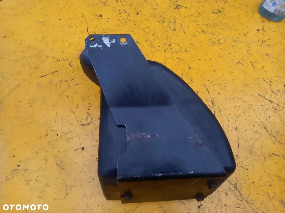 Zbiorniczek płynu spryskiwaczy Deutz Fahr M650 - 3