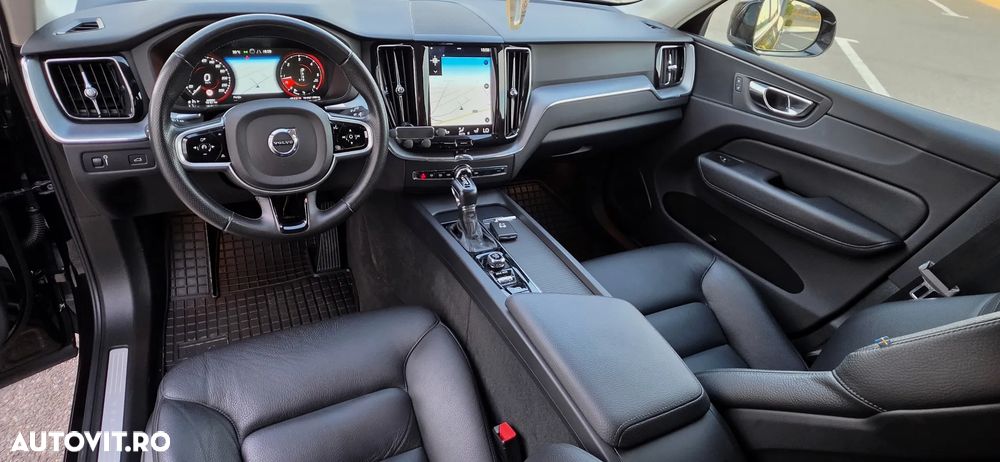 Volvo XC 60 D5 AWD Geartronic Inscription - 4
