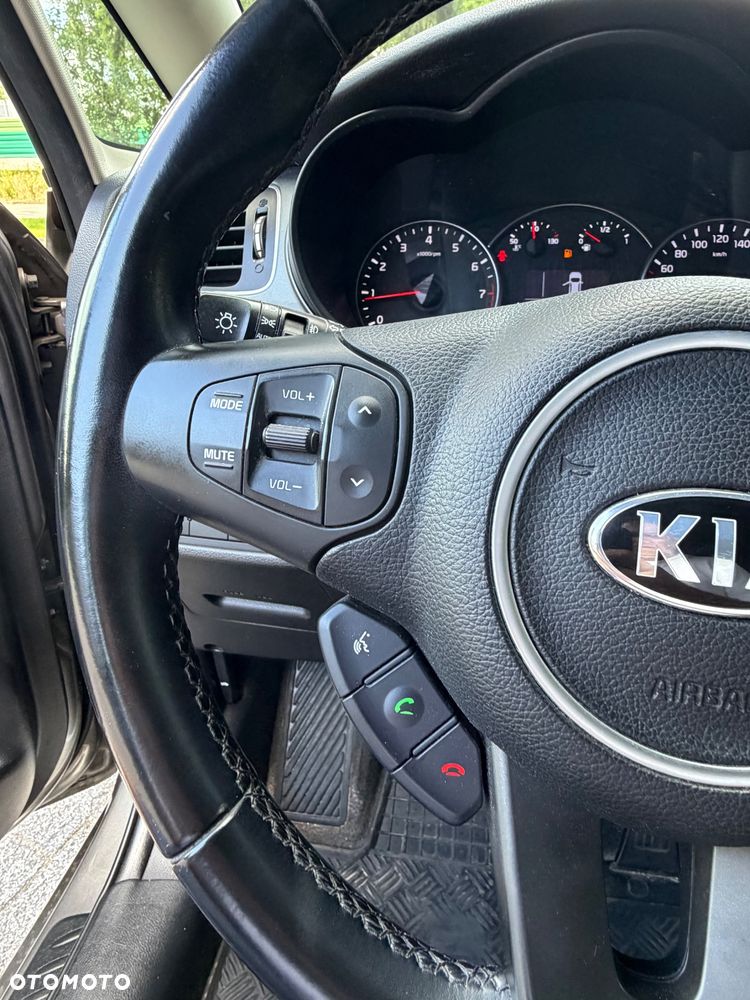 Kia Carens 1.6 GDI L 7os - 20