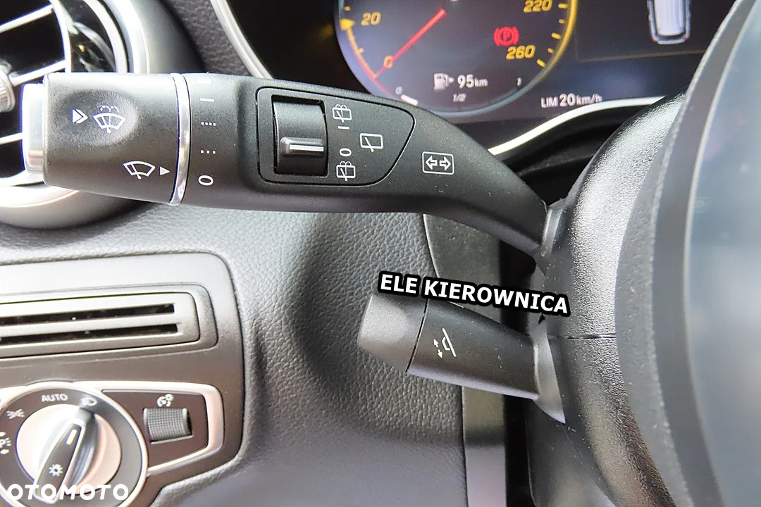 Mercedes-Benz GLC 300 d 4Matic 9G-TRONIC AMG Line - 29