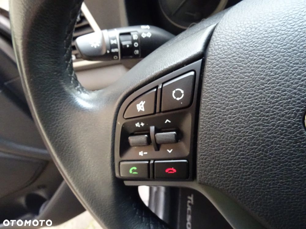 Hyundai Tucson blue 1.7 CRDi 2WD Passion Plus - 16