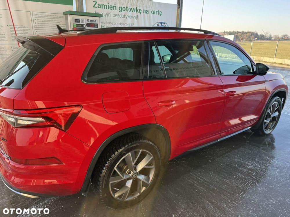 Skoda Kodiaq 2.0 TDI 4x4 DSG Sportline - 8