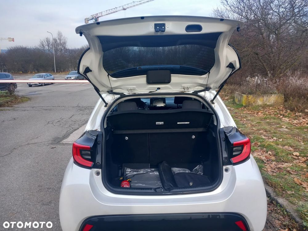 Toyota Yaris Hybrid 1.5 Selection Style - 3