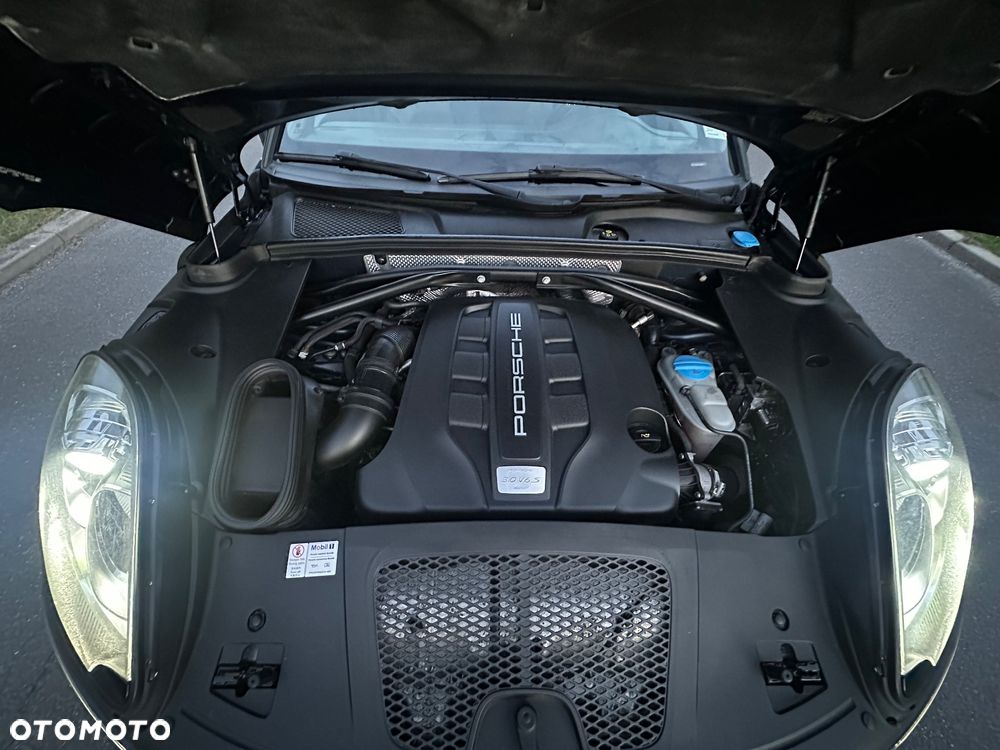 Porsche Macan - 12