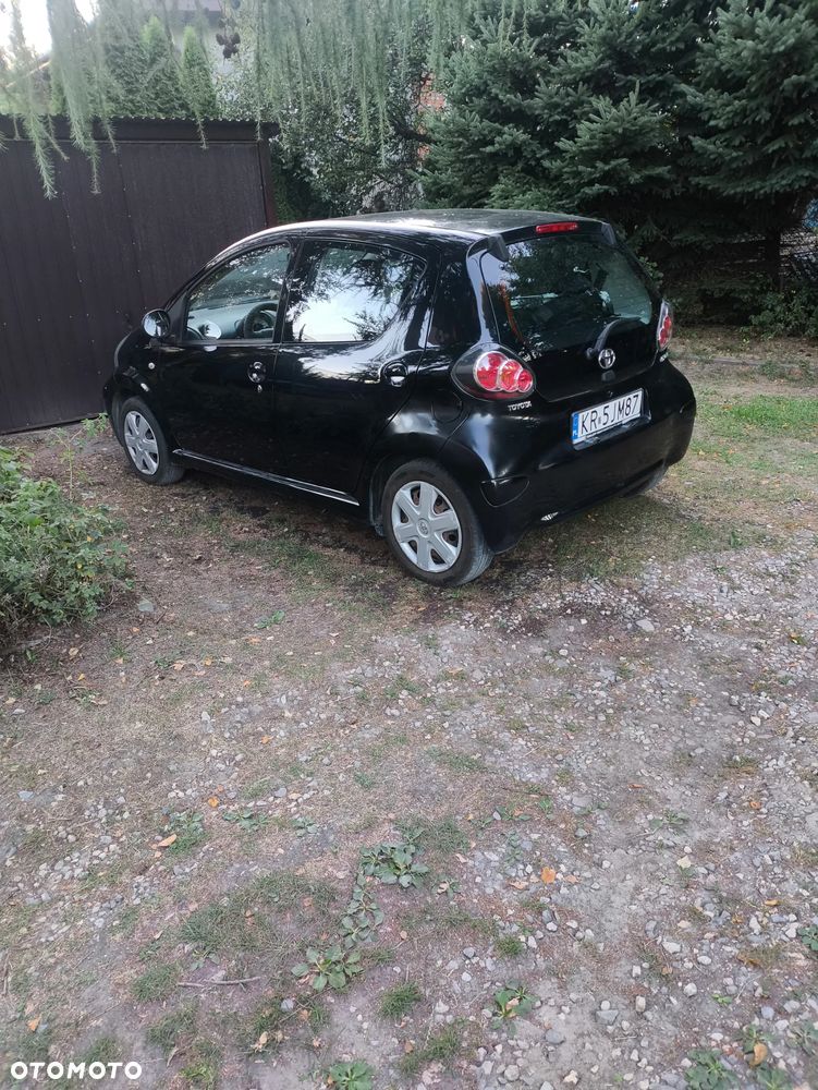Toyota Aygo - 8