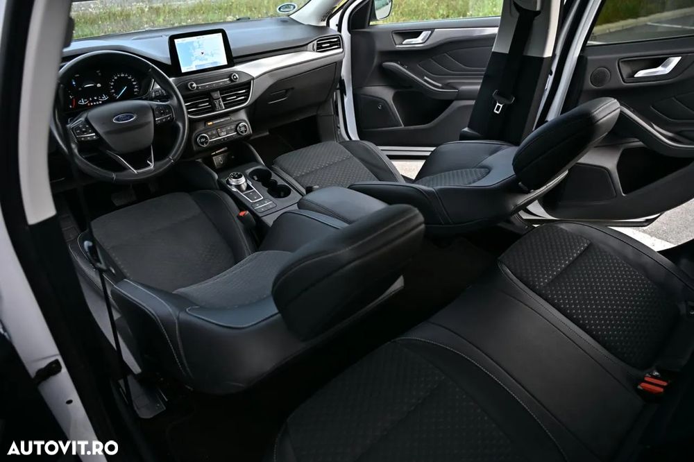 Ford Focus 1.5 EcoBlue Titanium Business - 13