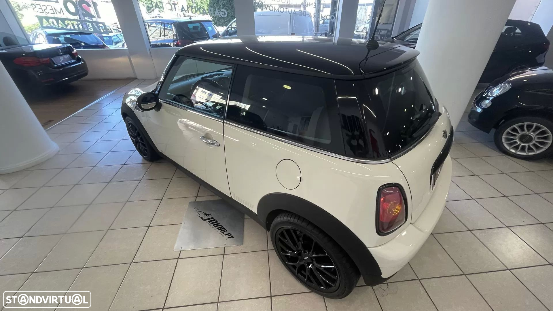 MINI 3 Portas One D - 7