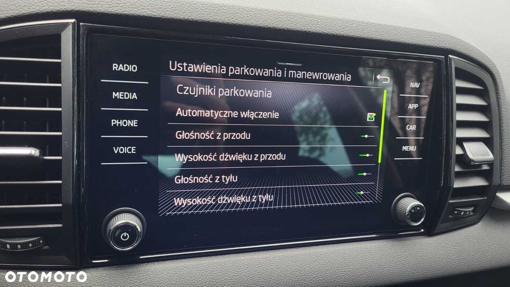 Skoda Karoq 1.5 TSI ACT Selection DSG - 33