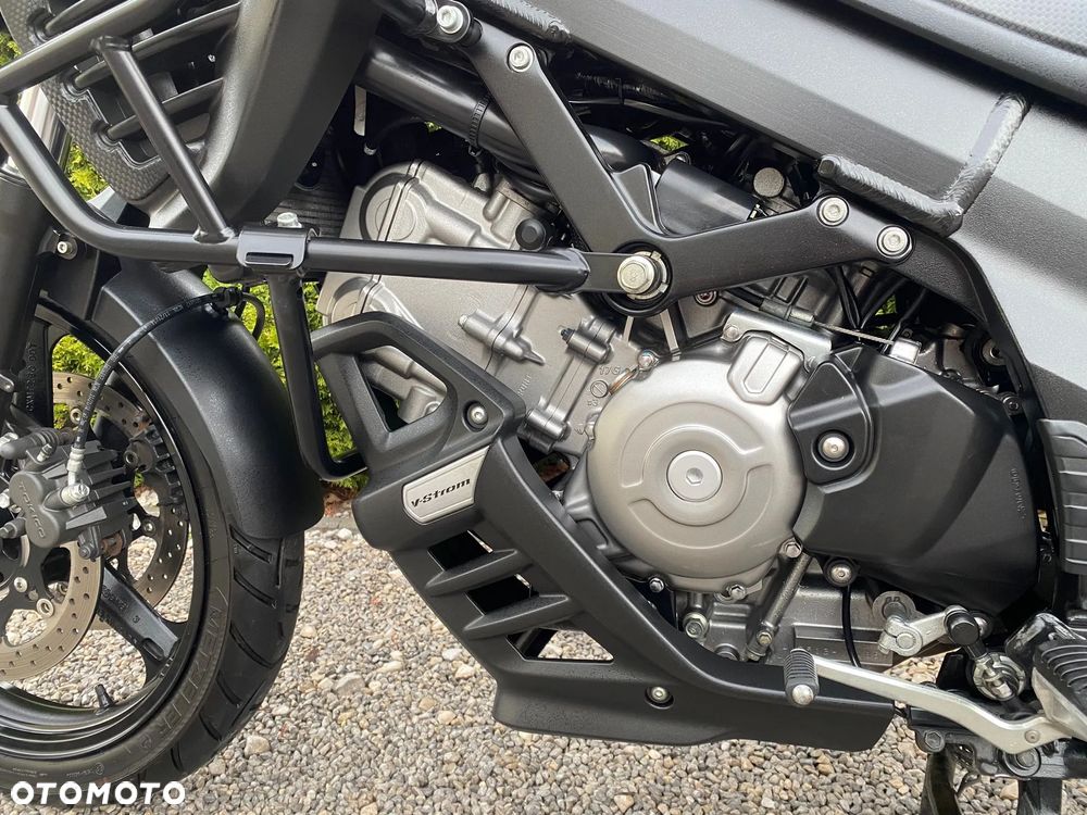 Suzuki V-STROM - 31