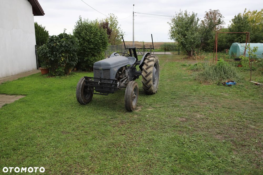 Massey Ferguson tea 20 - 6