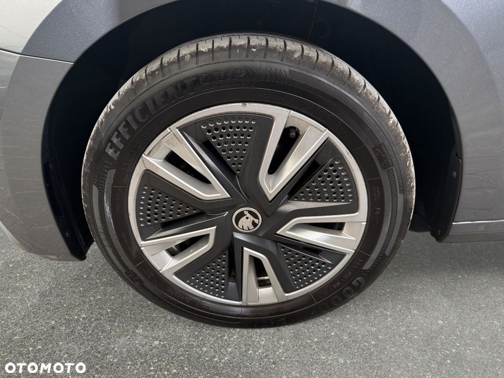 Skoda Fabia - 11