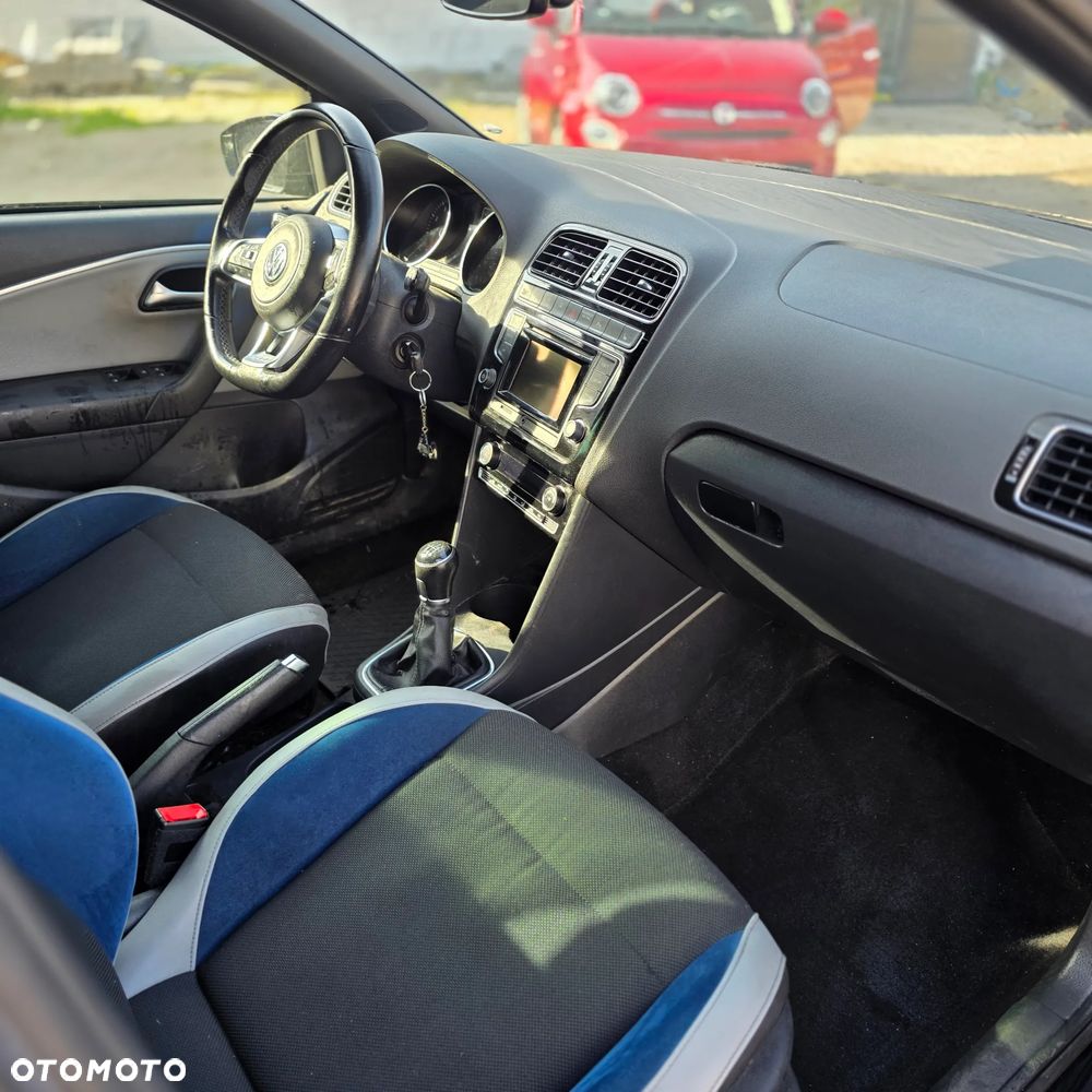 Volkswagen Polo - 12