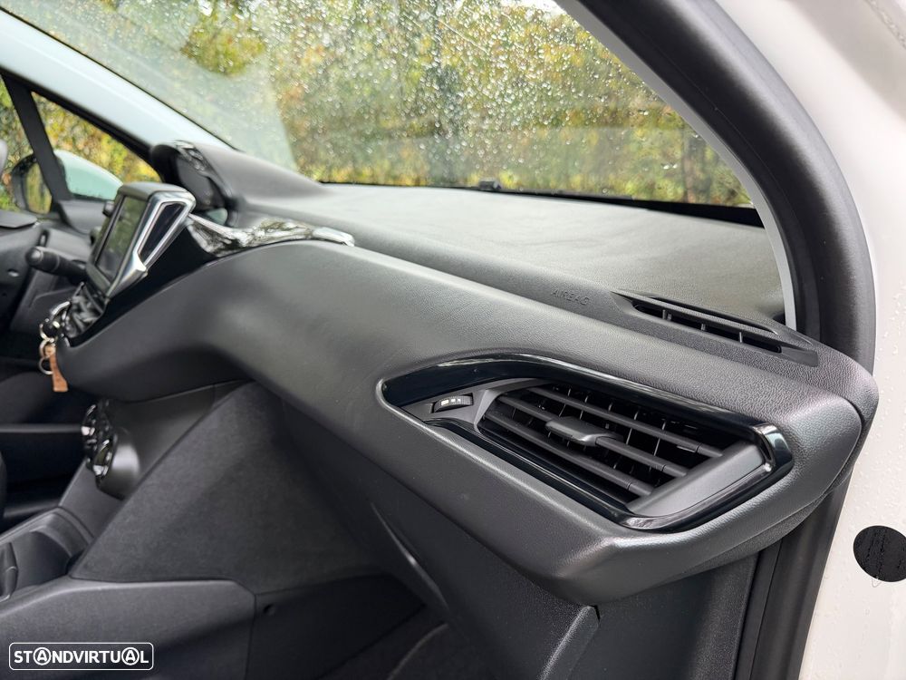 Peugeot 208 1.6 BlueHDi Active - 46