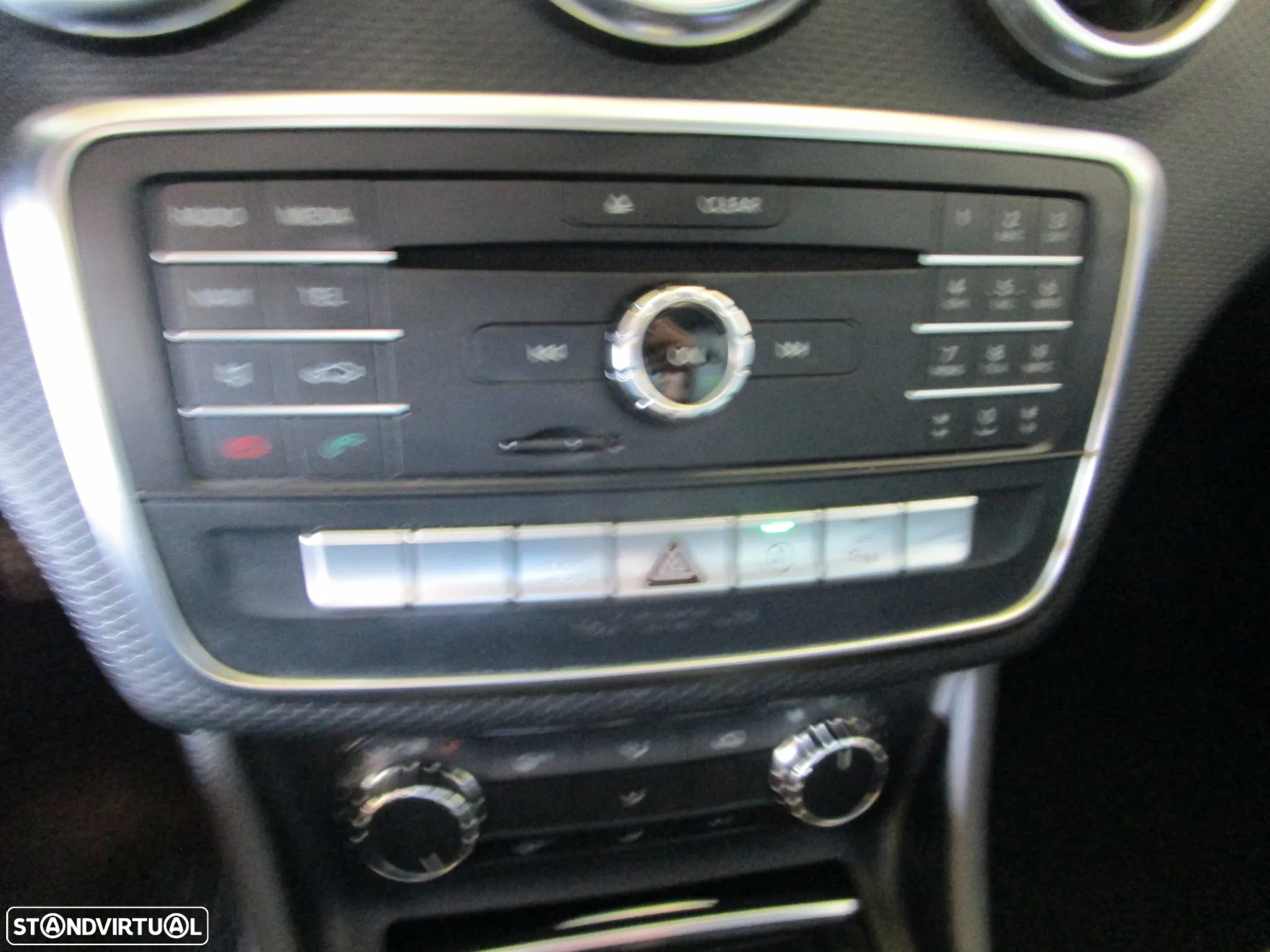 Mercedes-Benz A 160 d Urban - 32