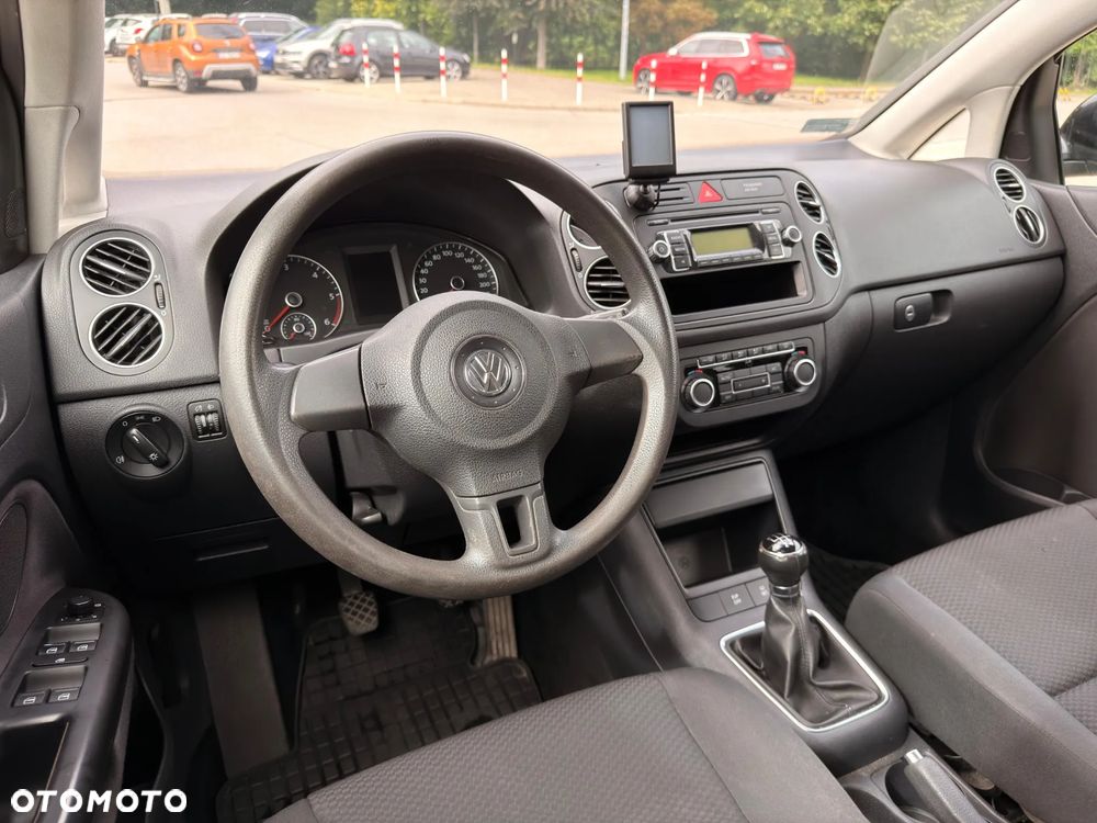 Volkswagen Golf - 29