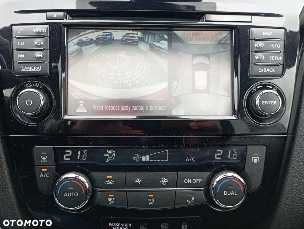 Nissan Qashqai 1.2 DIG-T N-Connecta Xtronic EU6 - 18