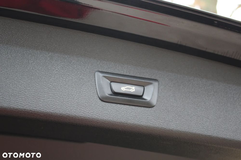 BMW X1 sDrive18d Advantage - 34