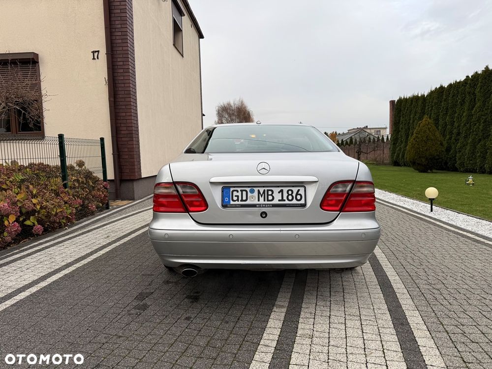 Mercedes-Benz CLK 320 - 8