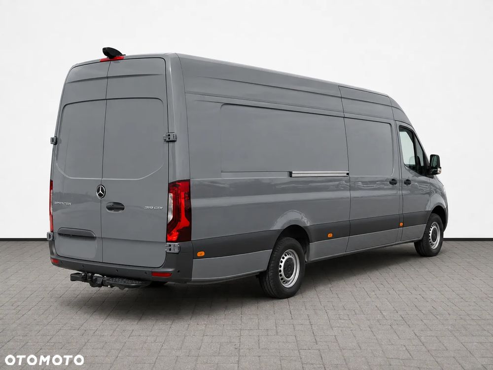 Mercedes-Benz Sprinter - 3