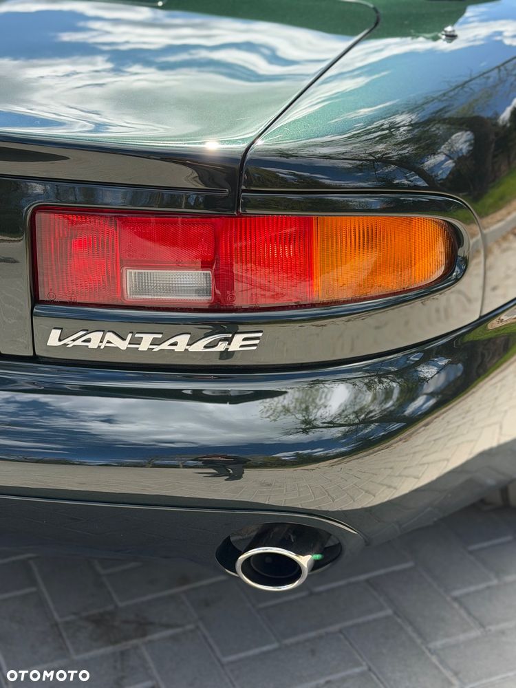 Aston Martin DB7 - 38