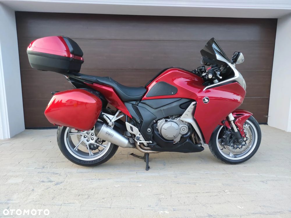 Honda VFR - 6