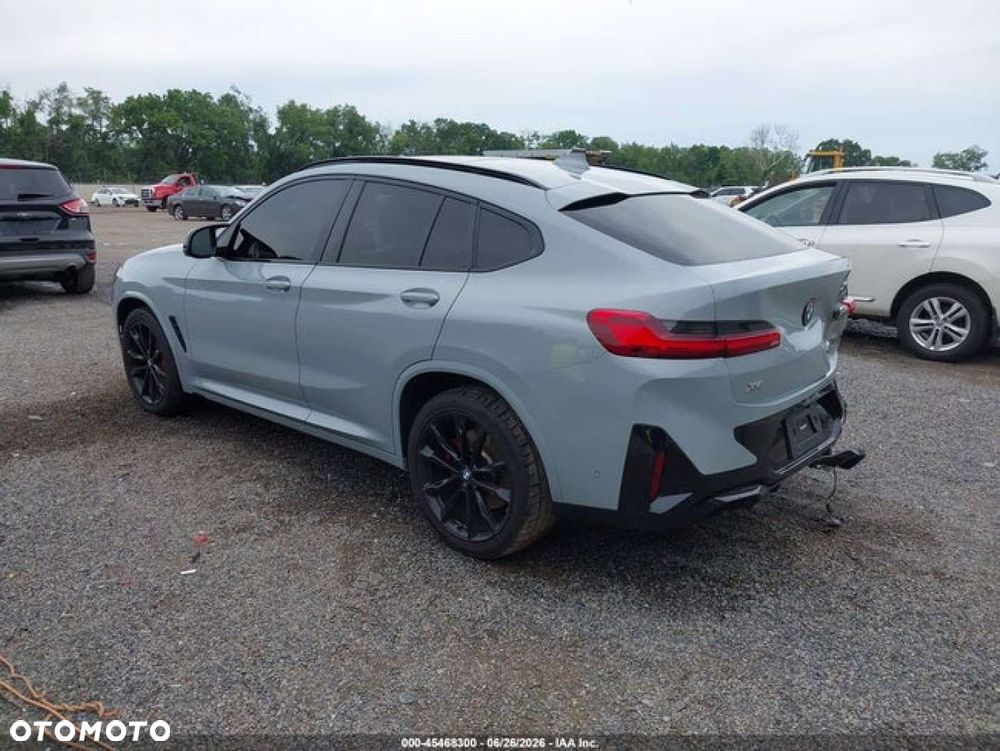 BMW X4 - 3