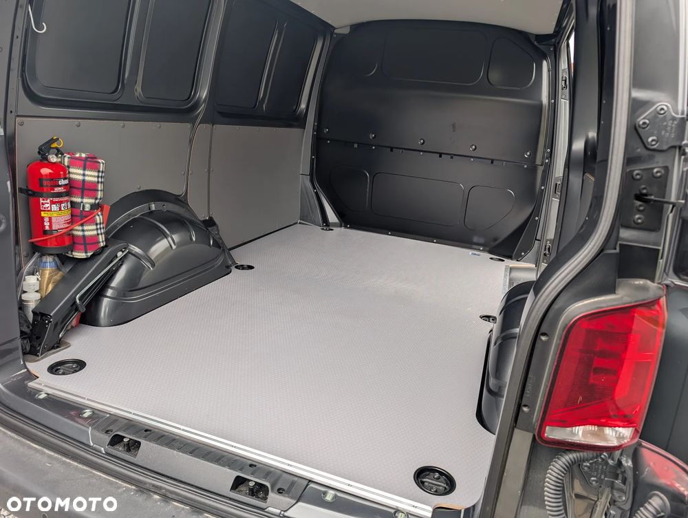 Volkswagen Transporter - 20