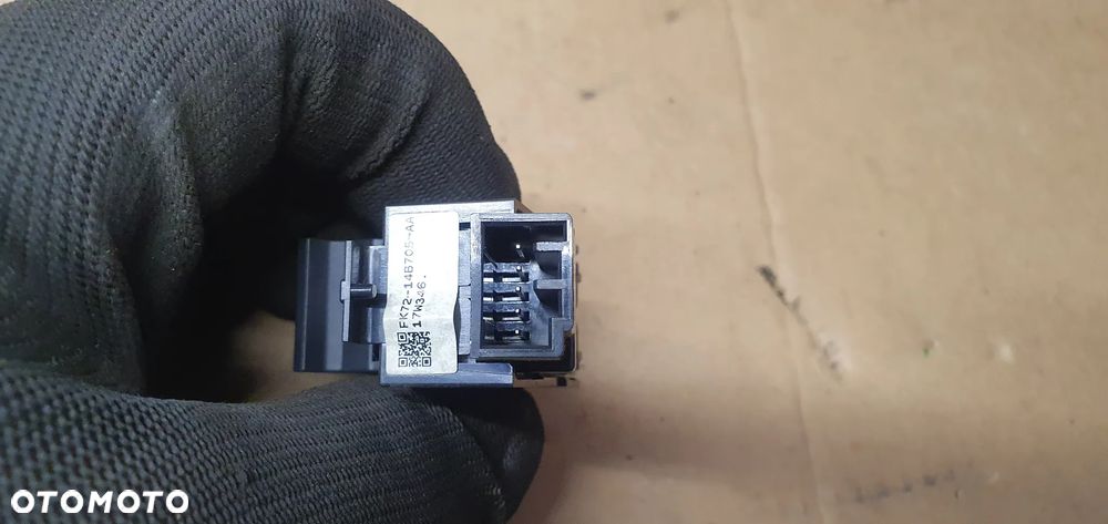 Panel przełącznik regulacji fotela lewy tył Land Rover Discovery Sport FK72-14B705-AA - 4