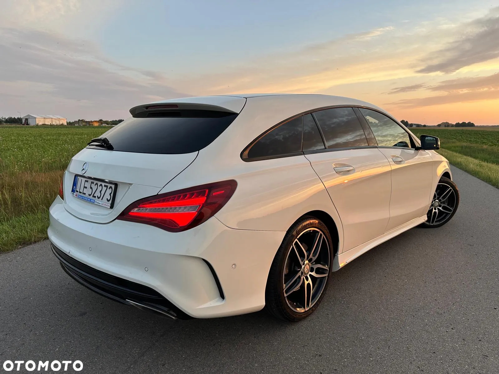Mercedes-Benz CLA 220 4-Matic AMG Line - 16