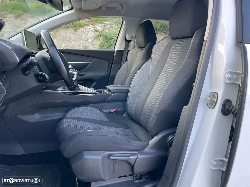 Peugeot 5008 BlueHDI 120 Allure - 8