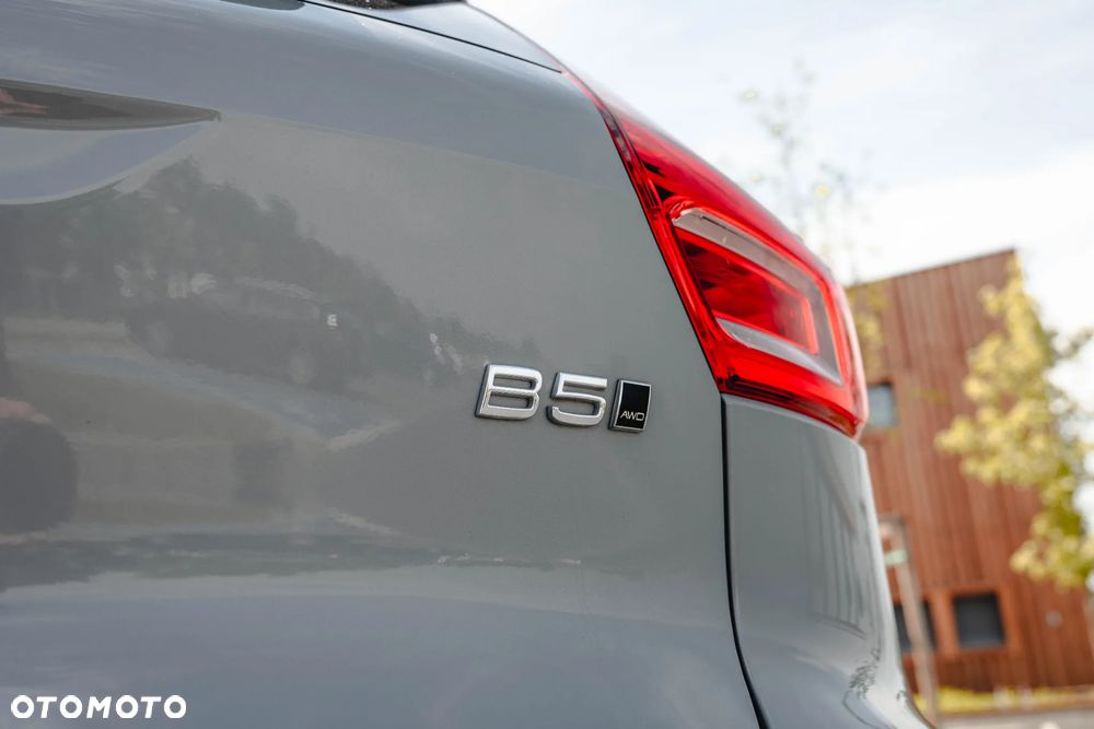 Volvo XC 40 B5 B AWD Ultimate Bright - 11
