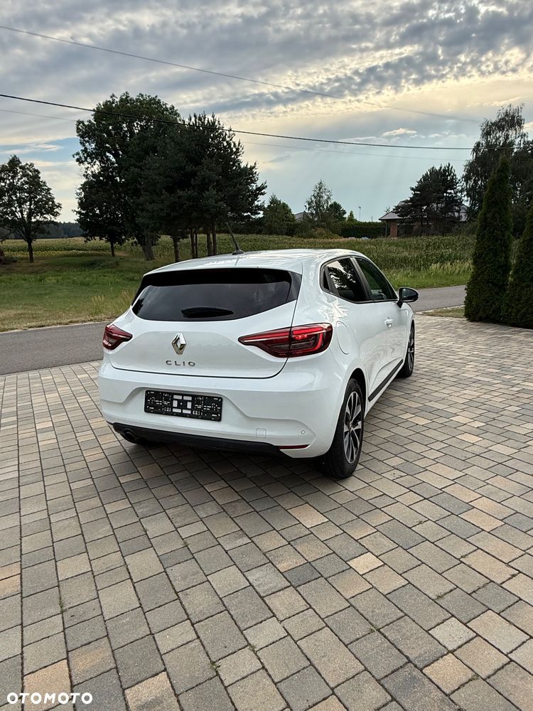 Renault Clio - 6