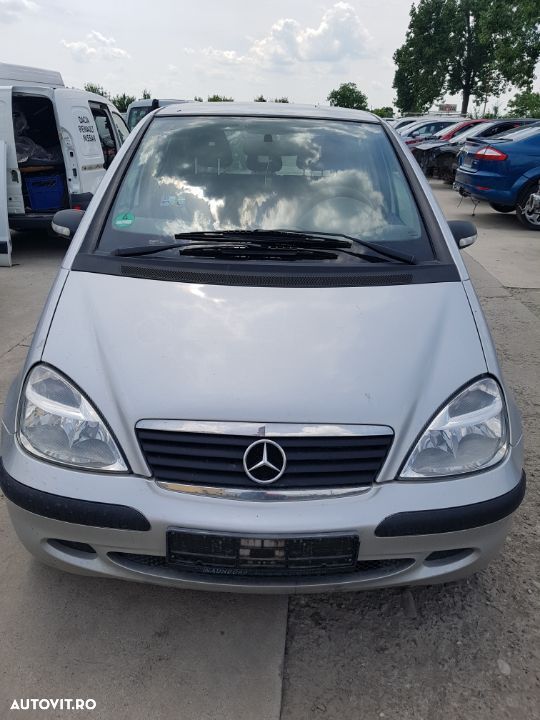 Dezmembrez Mercedes-Benz A 140 - 1