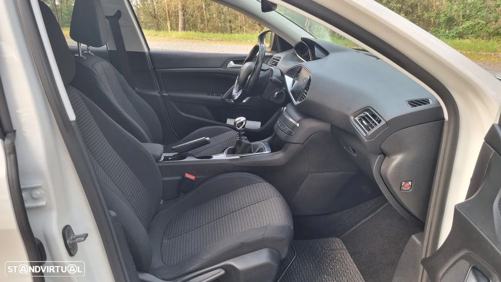 Peugeot 308 SW 1.5 BlueHDi Style - 17