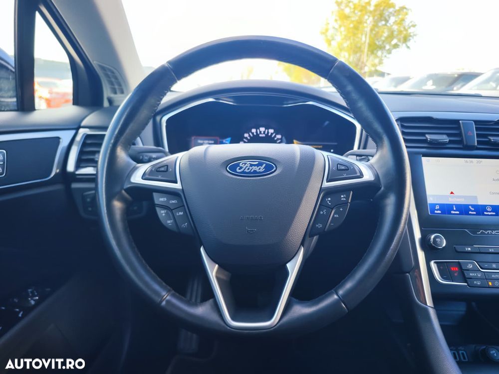 Ford Mondeo - 24