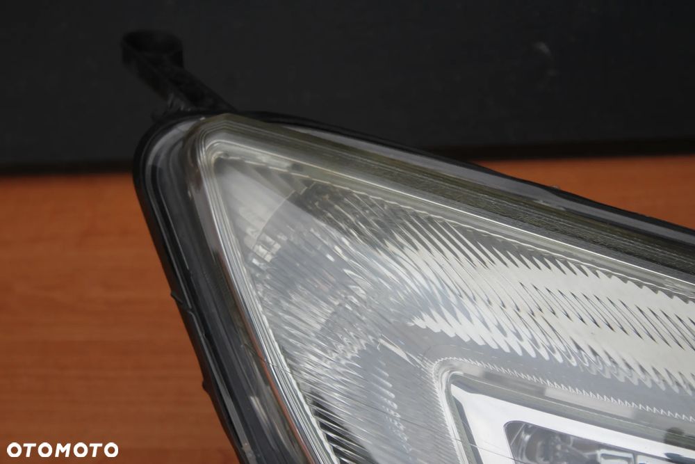 LAMPA PRAWA PRZEDNIA PRAWY PRZÓD OPEL ASTRA J JASNA 13253647 100% OK EUROPA ORYGINAŁ - 2