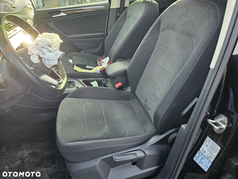 Volkswagen Tiguan 2.0 TDI SCR 4MotION DSG Elegance - 18