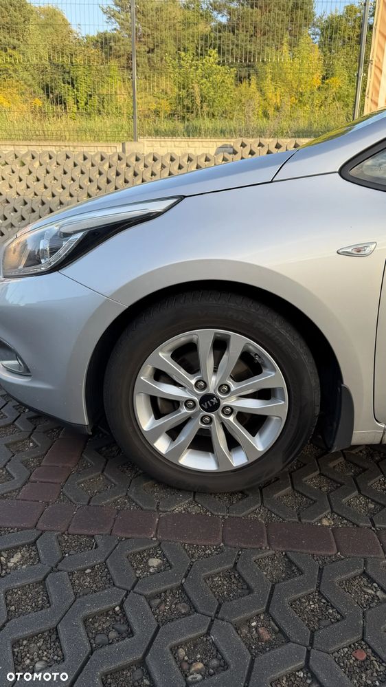 Kia Ceed 1.6 CRDi M - 10