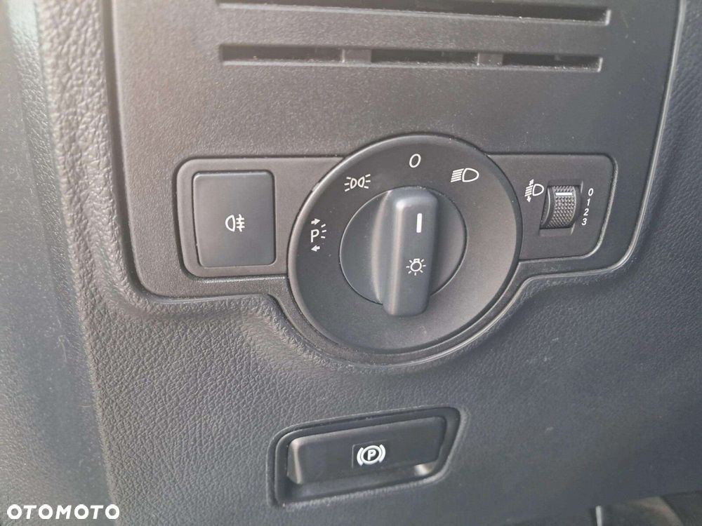 Mercedes-Benz vito . - 13