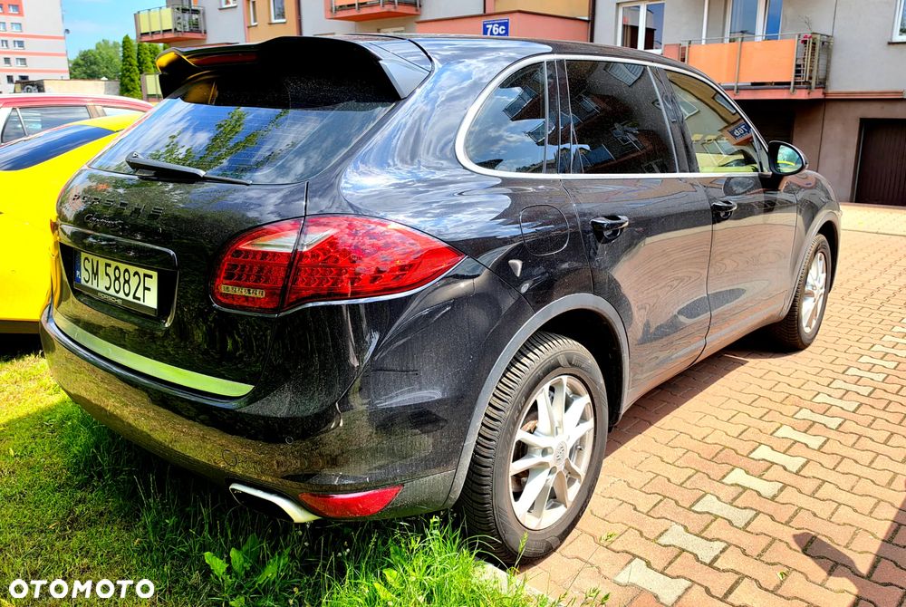 Porsche Cayenne S - 3
